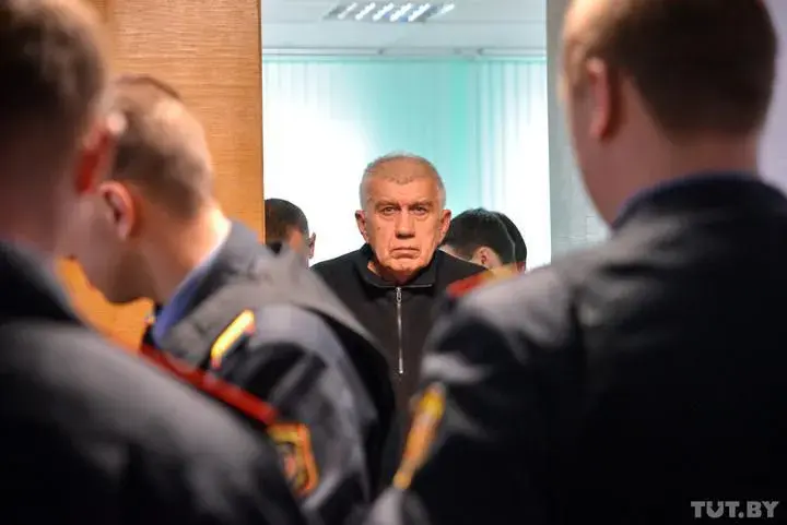 Александр Коваленко