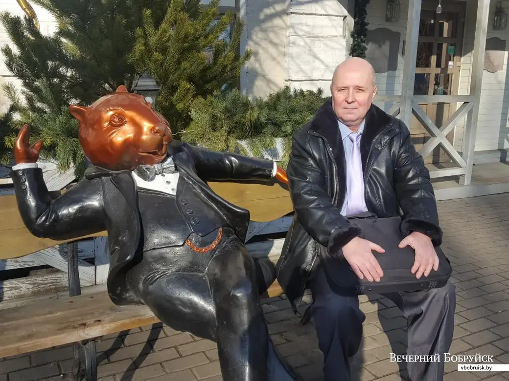 Владимир Хиргий у бобра в Бобруйске.