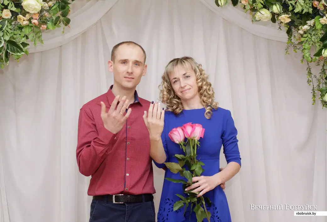 6.03.2020. Свои отношения узаконили 34-летняя Ольга и 30-летний Павел Шпак.
