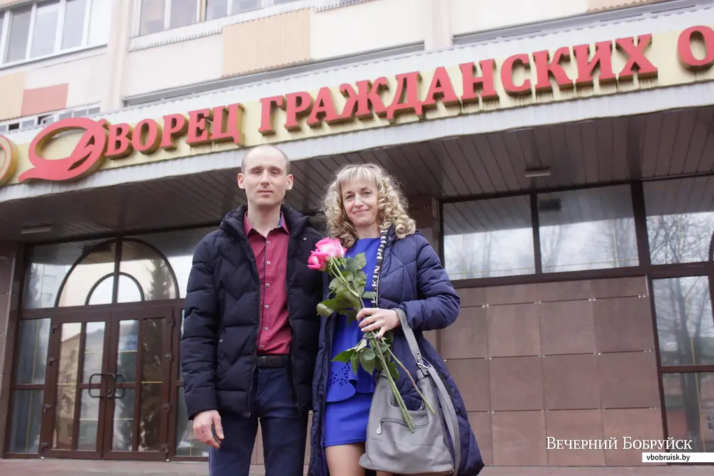 6.03.2020. Свои отношения узаконили 34-летняя Ольга и 30-летний Павел Шпак.