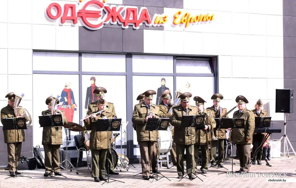 Открытие магазина «Одежда из Европы» в Бобруйске. Фото из архива «ВБ».