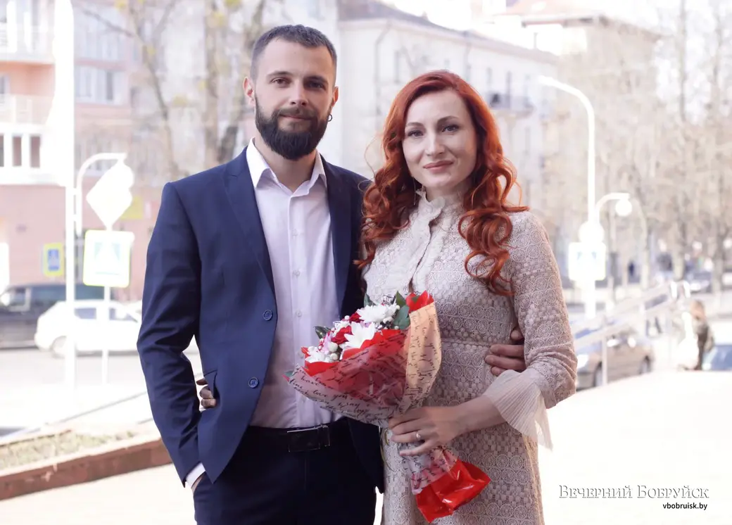 27 марта в Бобруйске поженились Юлия Филиппова и Сергей Рохманей.