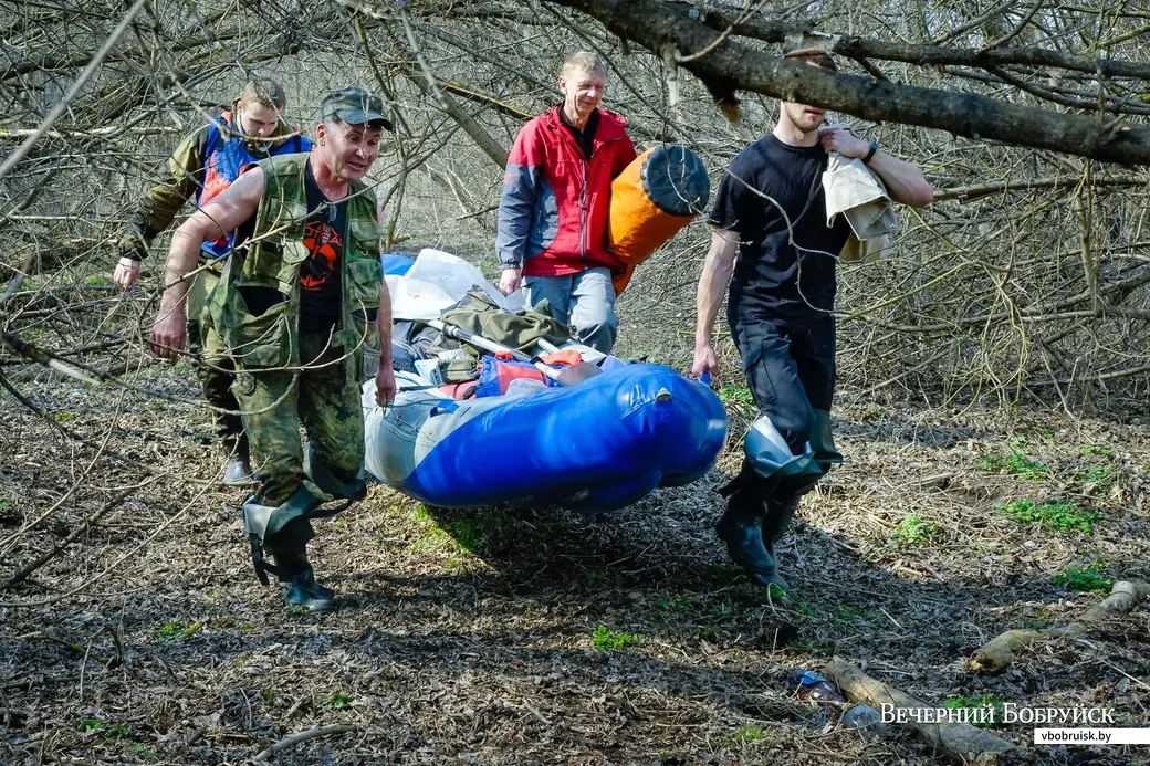 Обнос на южной оконечности озера Усох
