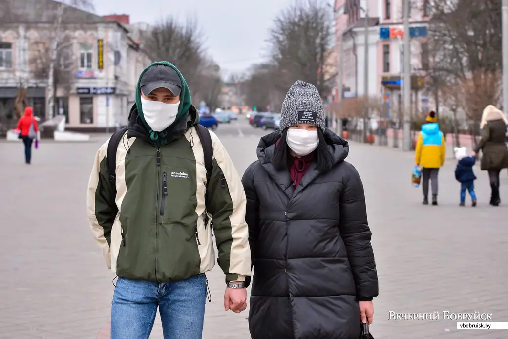 01.04.2020. Татьяна и Владислав не паникуют, но считают необходимым соблюдать правила безопасности.