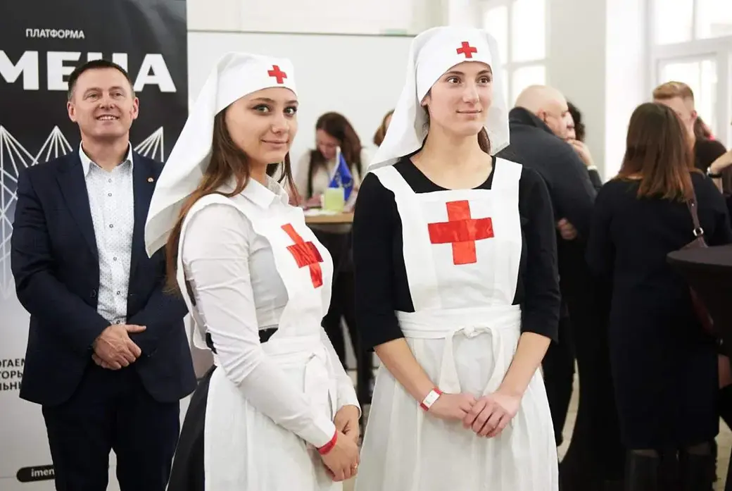 Творческое состязание проводится впервые и нацелено на то, чтобы привлечь внимание к деятельности волонтеров БОКК.