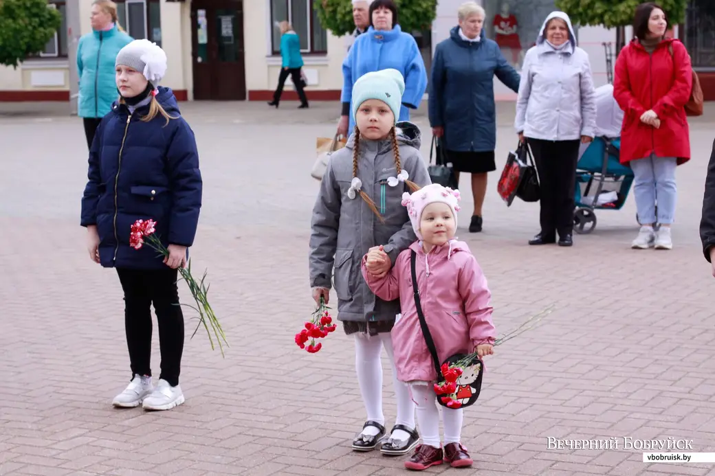 22.05.2020. В Бобруйске прошла выставка юных художников студии «Радуга».