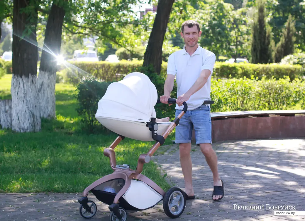 Александр Понежа с дочерью Ариной.