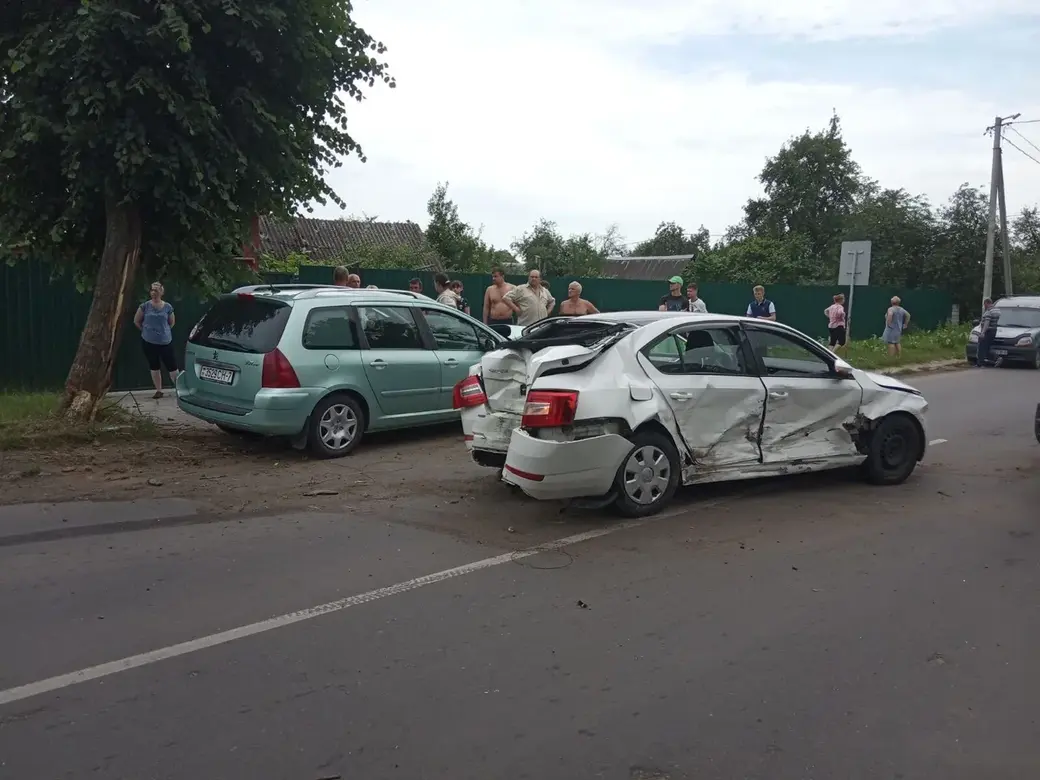 21.06.2020, ДТП на перекрестке Гоголя и Каменского в Бобруйске