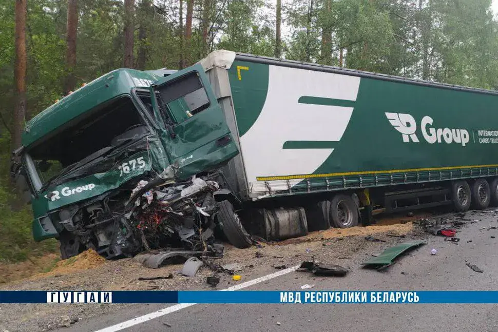 В ДТП в Барановичском районе погибли два человека. Фото: МВД