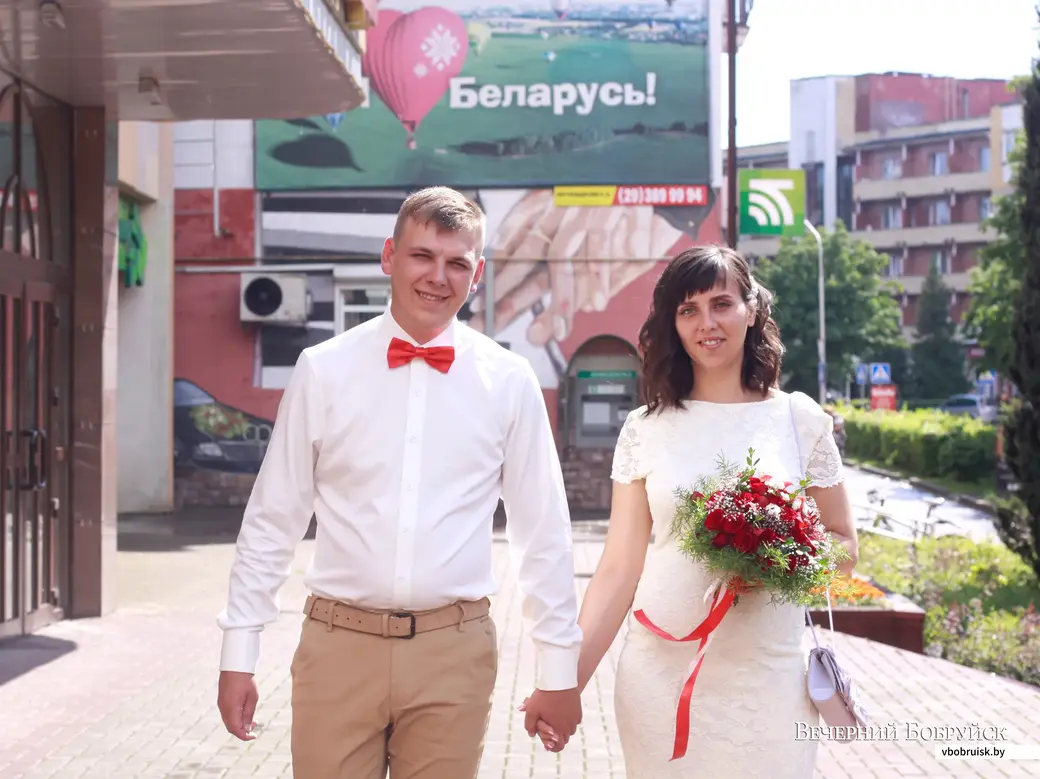 2 июля в Бобруйске поженились Евгения Котакова и Антон Филипов.