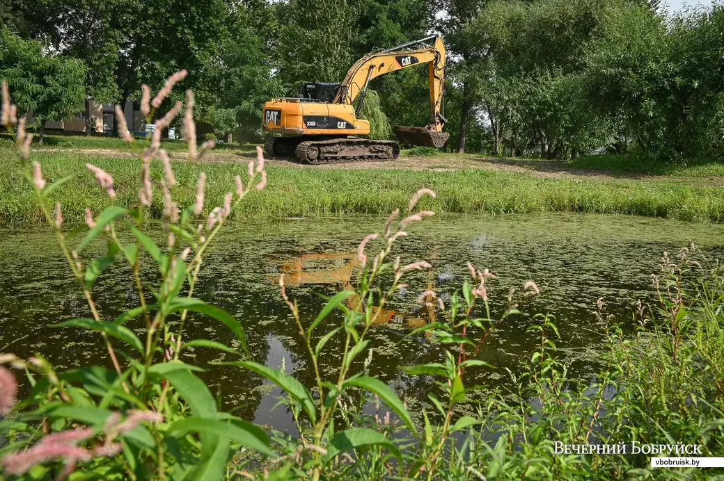 27.07.2020. Бобруйск. Благоустройство прудов в городском парке