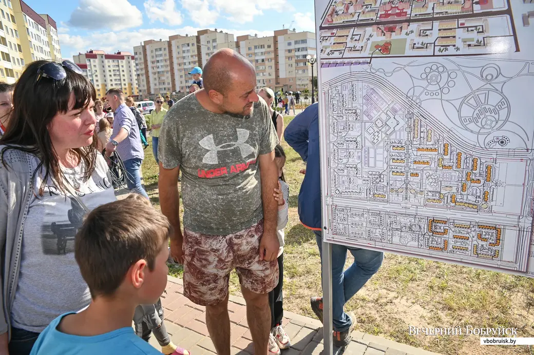 01.08.2020. Бобруйск. Закладка капсулы на месте строительства новой школы в микрорайоне №7
