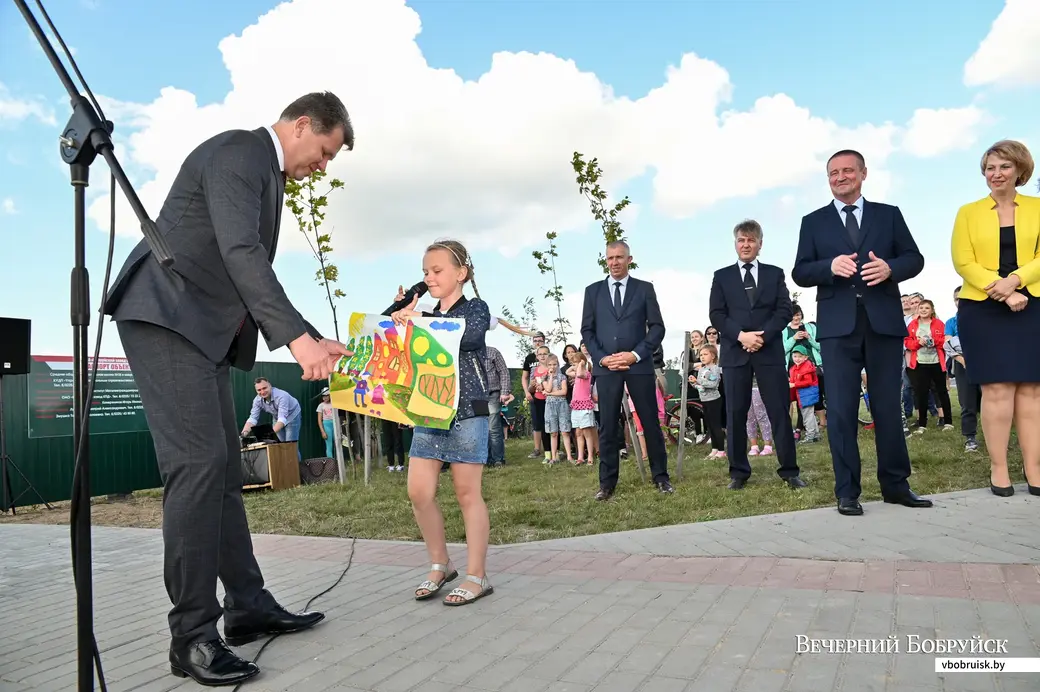 01.08.2020. Бобруйск. Закладка капсулы на месте строительства новой школы в микрорайоне №7