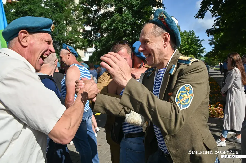 02.08.2020. Бобруйск. Торжественное открытие архитектурной композиции у памятника воинам-интернационалистам в честь Дня десантников и сил специальных операций