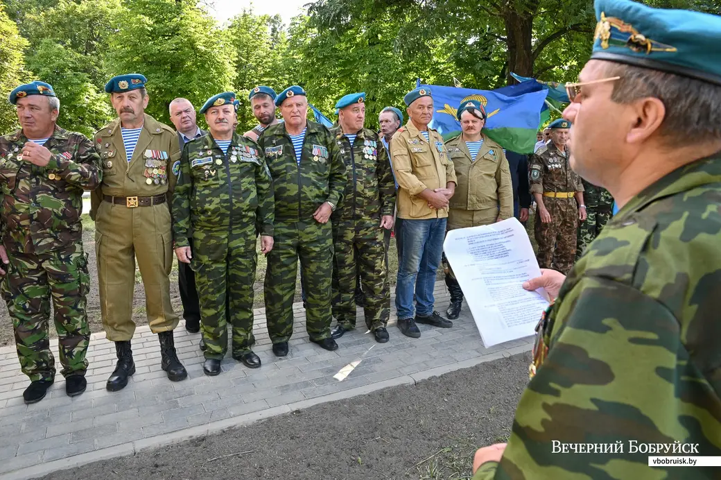 02.08.2020. Бобруйск. Торжественное открытие архитектурной композиции у памятника воинам-интернационалистам в честь Дня десантников и сил специальных операций