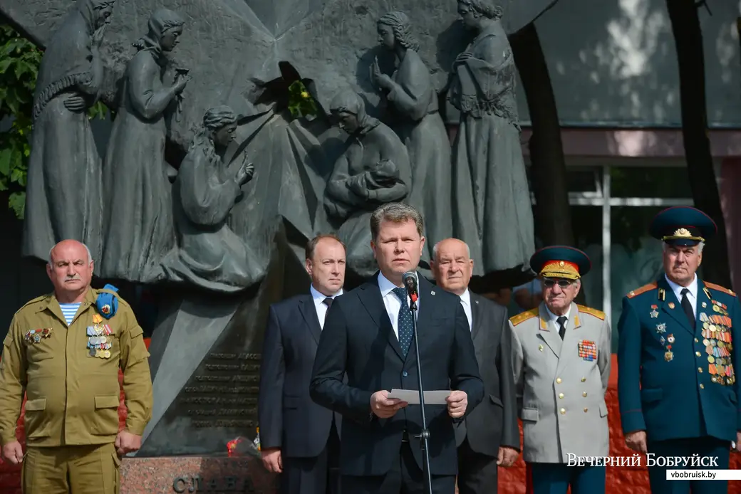 02.08.2020. Бобруйск. Торжественное открытие архитектурной композиции у памятника воинам-интернационалистам в честь Дня десантников и сил специальных операций