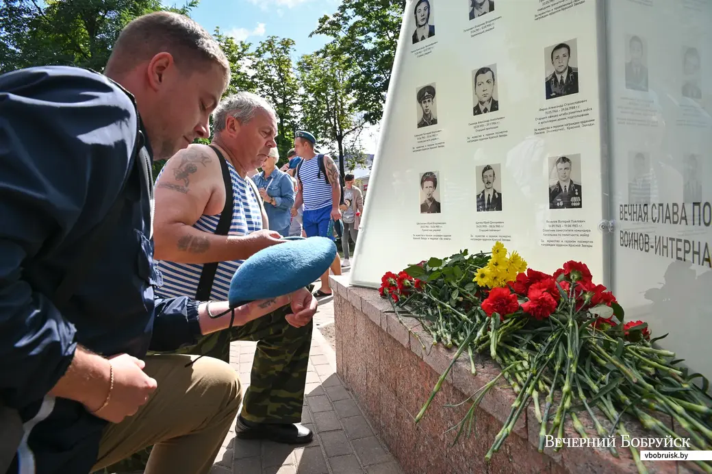 02.08.2020. Бобруйск. Торжественное открытие архитектурной композиции у памятника воинам-интернационалистам в честь Дня десантников и сил специальных операций