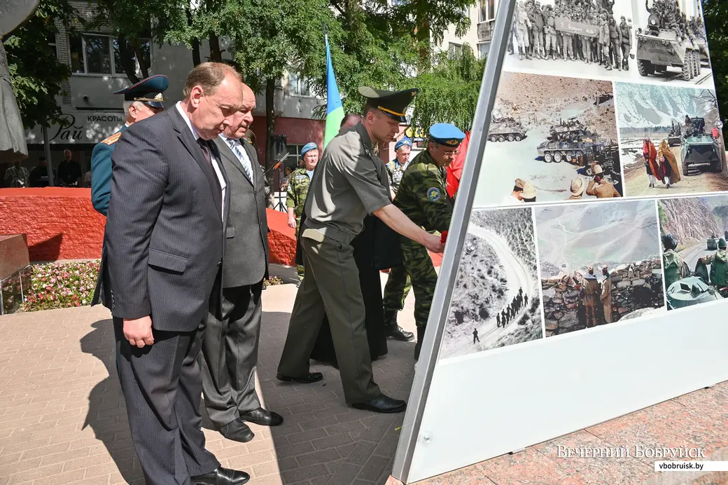 02.08.2020. Бобруйск. Торжественное открытие архитектурной композиции у памятника воинам-интернационалистам в честь Дня десантников и сил специальных операций