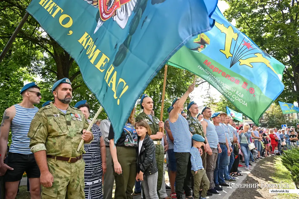 02.08.2020. Бобруйск. Торжественное открытие архитектурной композиции у памятника воинам-интернационалистам в честь Дня десантников и сил специальных операций