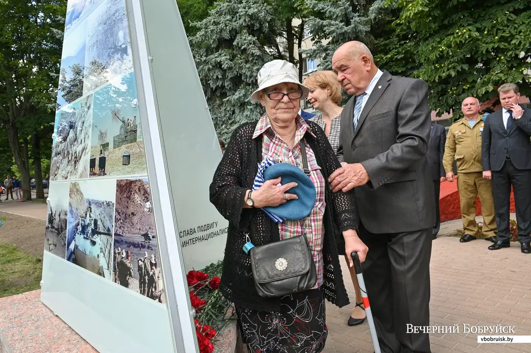 02.08.2020. Бобруйск. Торжественное открытие архитектурной композиции у памятника воинам-интернационалистам в честь Дня десантников и сил специальных операций