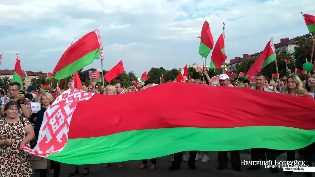 Бобруйск, 19 августа, площадь Ленина. Митинг в поддержку Александра Лукашенко.