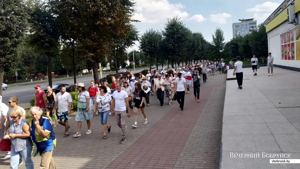 Бобруйск, 30 августа 2020 года. Улица Минская. «Марш мира и независимости».