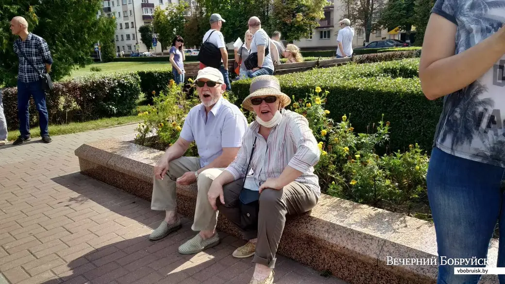 Бобруйск, 30 августа 2020 года. «Марш мира и независимости», Нина Ивановна и Игорь Леонидович.