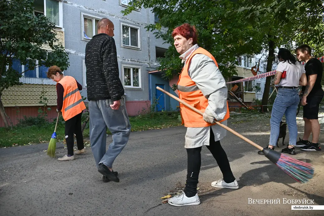 02.09.2020. Бобруйск. Взрыв бытового газа в квартире жилого дома на улице Лынькова, 41