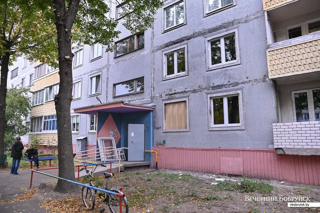 30.09.2020. Бобруйск. В этом доме №41 по улице Лынькова 2 сентября произошел взрыв бытового газа.