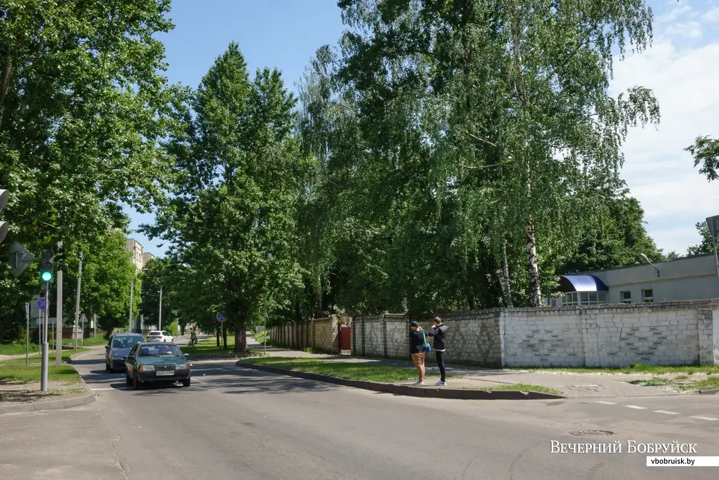 Вид на место аварии у перекрестка улицы Гоголя с Пионерской.