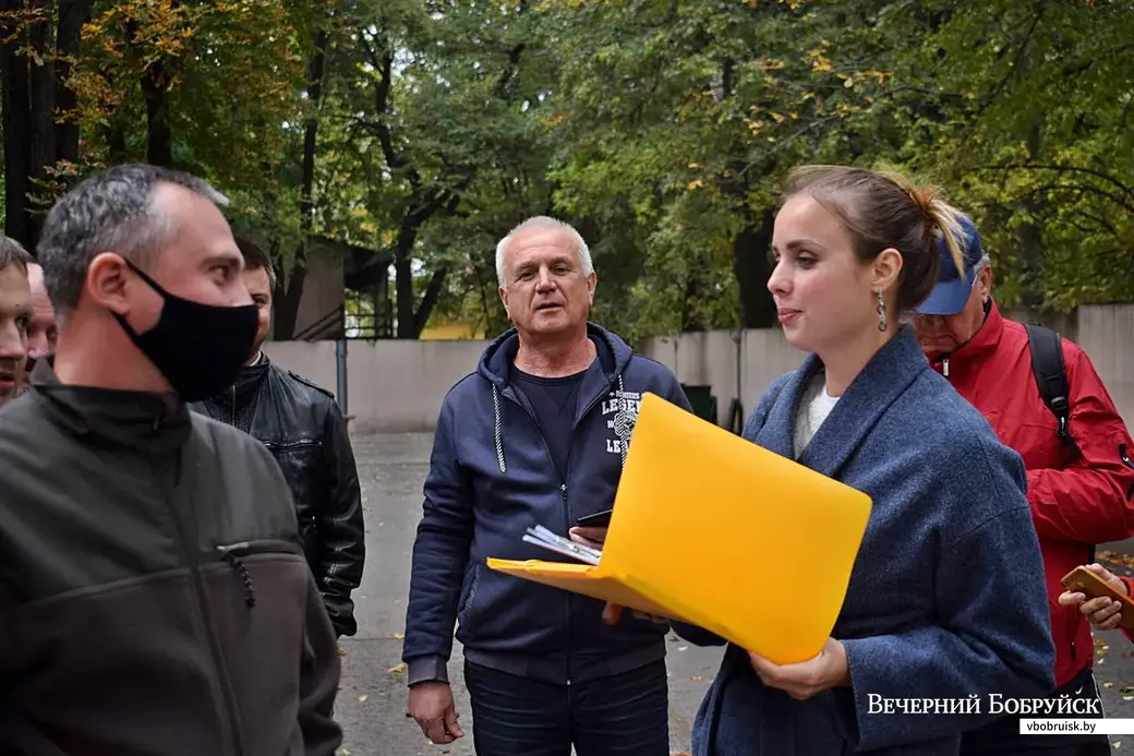 02.10.2020, Наталья Сайед перед зданием суда.