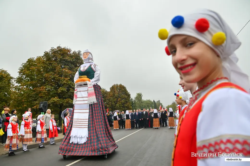 09.10.2020. Бобруйск. Районный фестиваль-ярмарка тружеников села «Дожинки-2020» в агрогородке Михалево-1