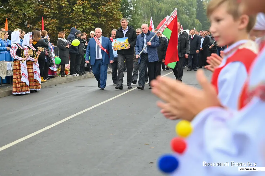 09.10.2020. Бобруйск. Районный фестиваль-ярмарка тружеников села «Дожинки-2020» в агрогородке Михалево-1