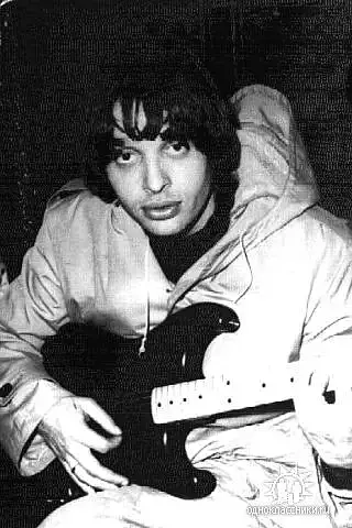 Бобруйские музыканты 60-80-х годов. Михаил Карасёв, 1981. (Фото Николая Вышемирского)