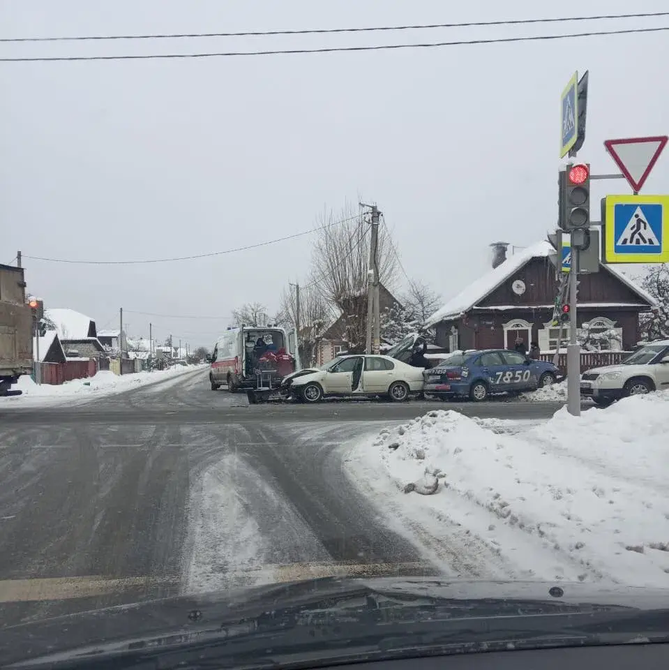 17.01.2021, ДТП на перекрестке Гоголя-Каменского