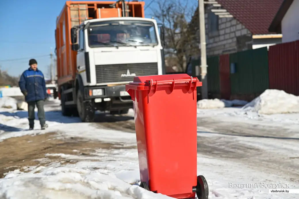 11.03.2021. Бобруйск. ОАО «Спецавтопредприятие». Вывоз мусора, сортировка отходов