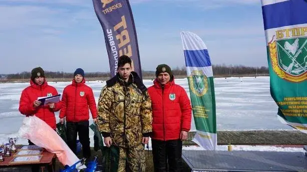 Юниор из Бобруйска Степан Вербовиков (на переднем плане).