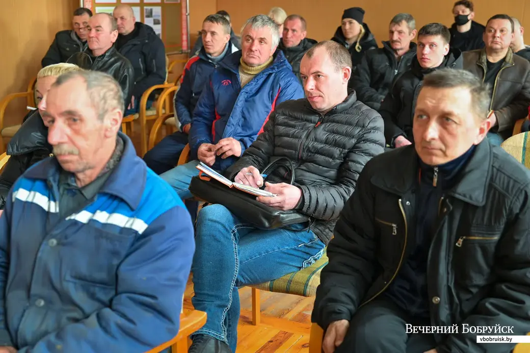 07.04.2021. Бобруйск. Семинар для работников ЖКХ по вопросам обрезки деревьев с участием старшего научного сотрудника лаборатории интродукции древесных растений