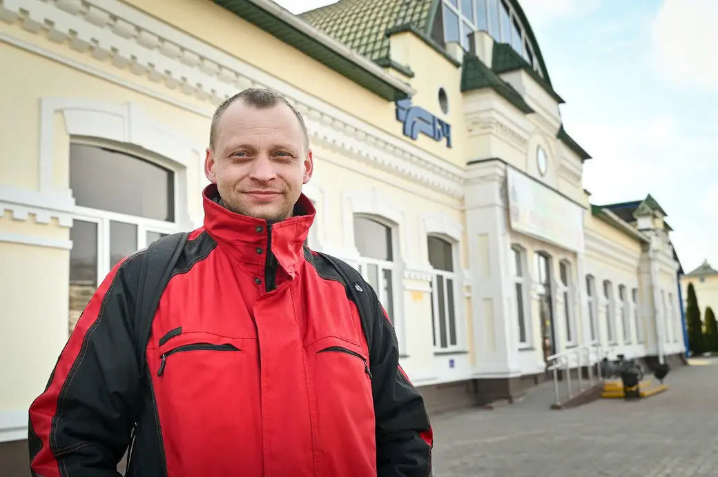 Бобруйский печник Александр Верещагин собрался уезжать на работу в другую страну. Фото: Александр ЧУГУЕВ
