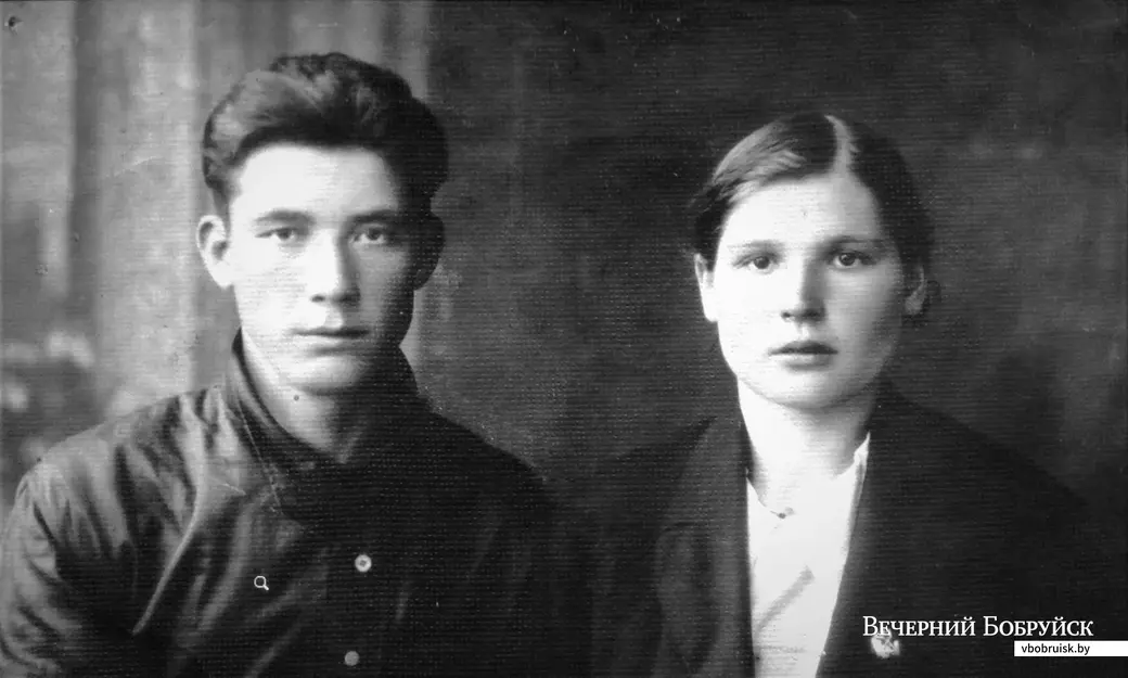 1938-1940 г.г. Тихон Елисеевич и Прасковья Филиповна Галицкие.