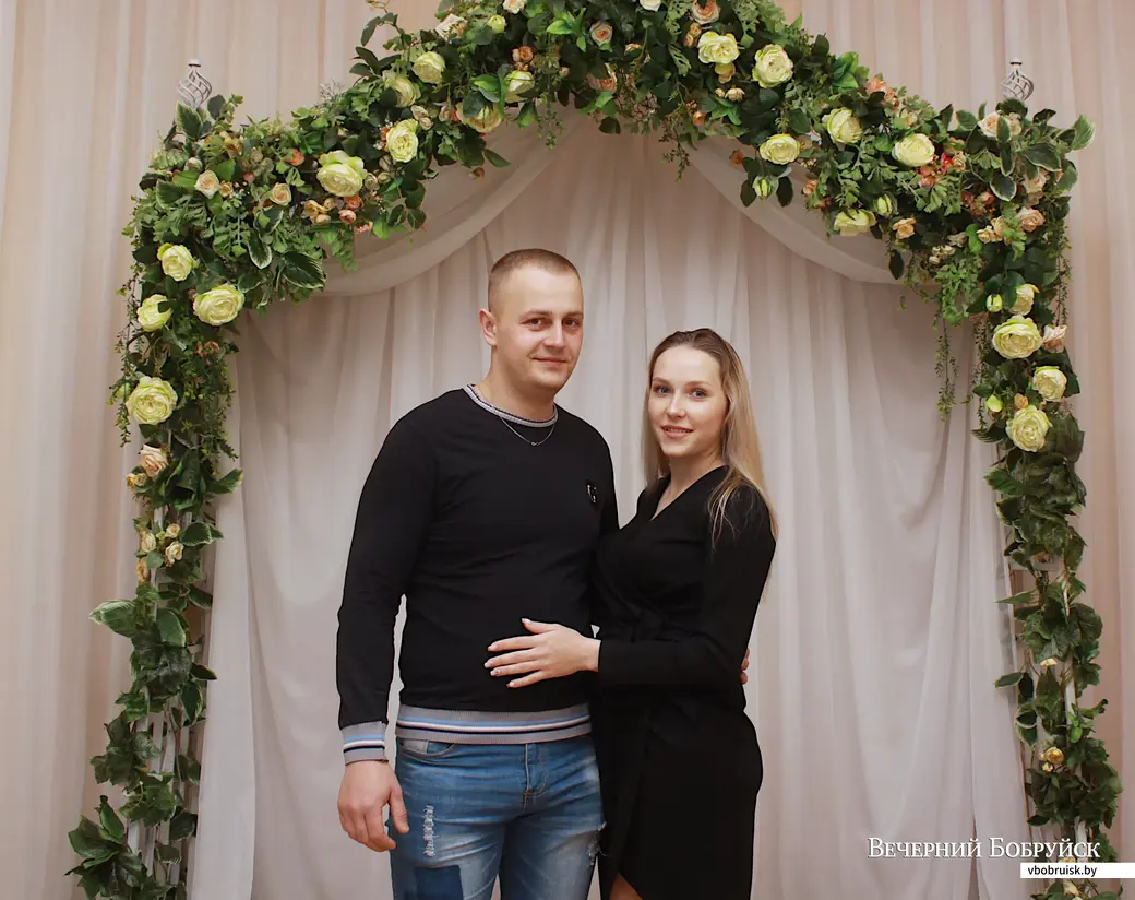 Светлана Кранщикова и Сергей Денисенко поженились 24 апреля.