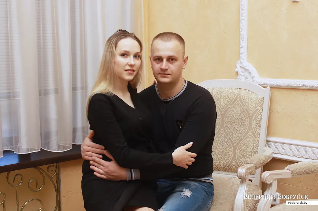Светлана Кранщикова и Сергей Денисенко поженились 24 апреля.