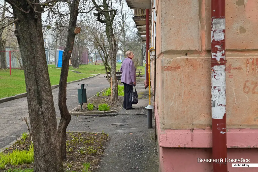 14.04.2021. Бобруйск. Улица Интернациональная. Дом №64