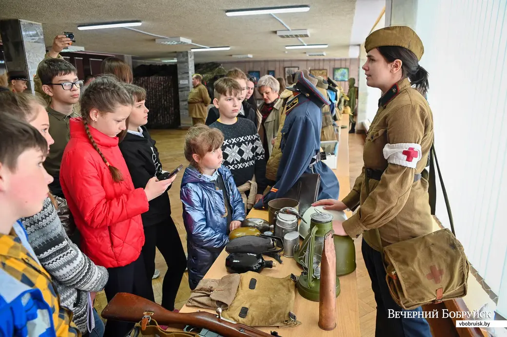 30.04.2021. Бобруйск. Выставка «Герои Бобруйска» клуба военно-исторической реконструкции «Бобруйский рубеж» Дворца искусство города Бобруйска