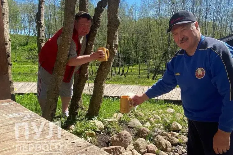 Фото: Пул Первого