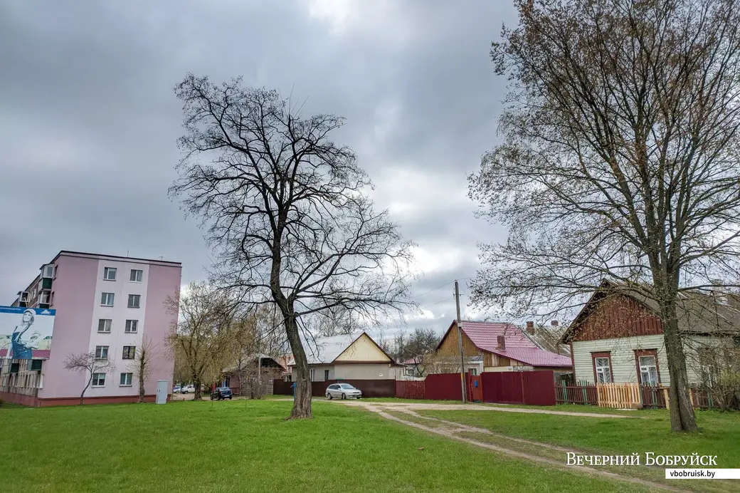27.04.2021. Бобруйск. Жилая застройка в районе средней школы №19
