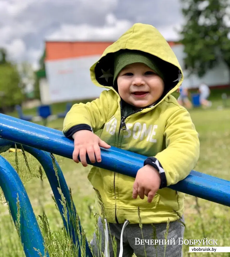 Дарья Одинцова со своим сыном Алексеем.