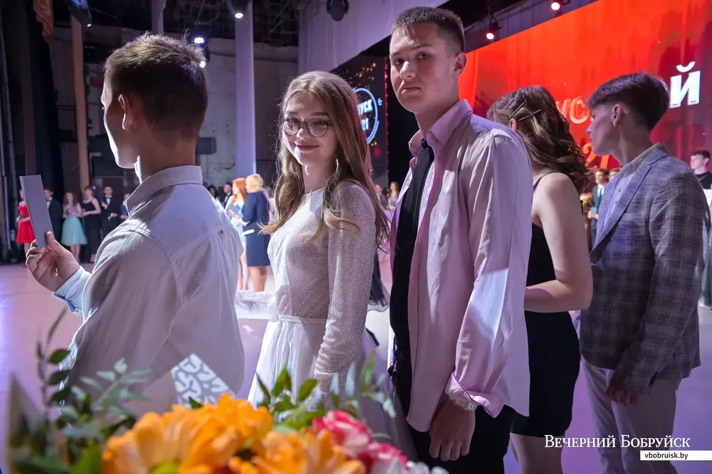 10.06.2021. Бобруйск. Вручение аттестатов зрелости выпускникам гимназии №2