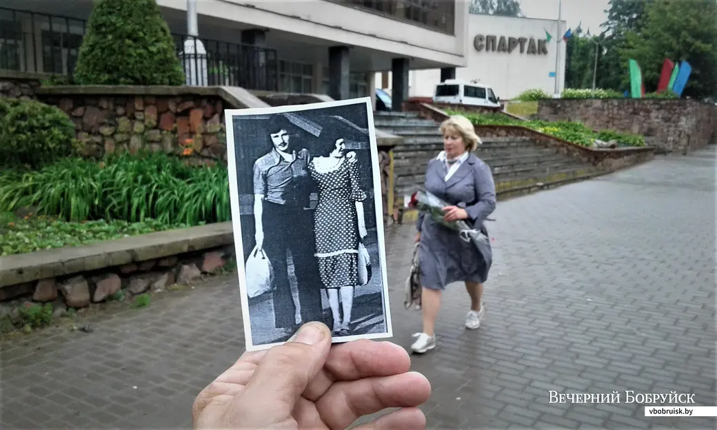 Женя и Наташа на проспекте Мира. 1973 -2018. Сорок пять лет спустя.