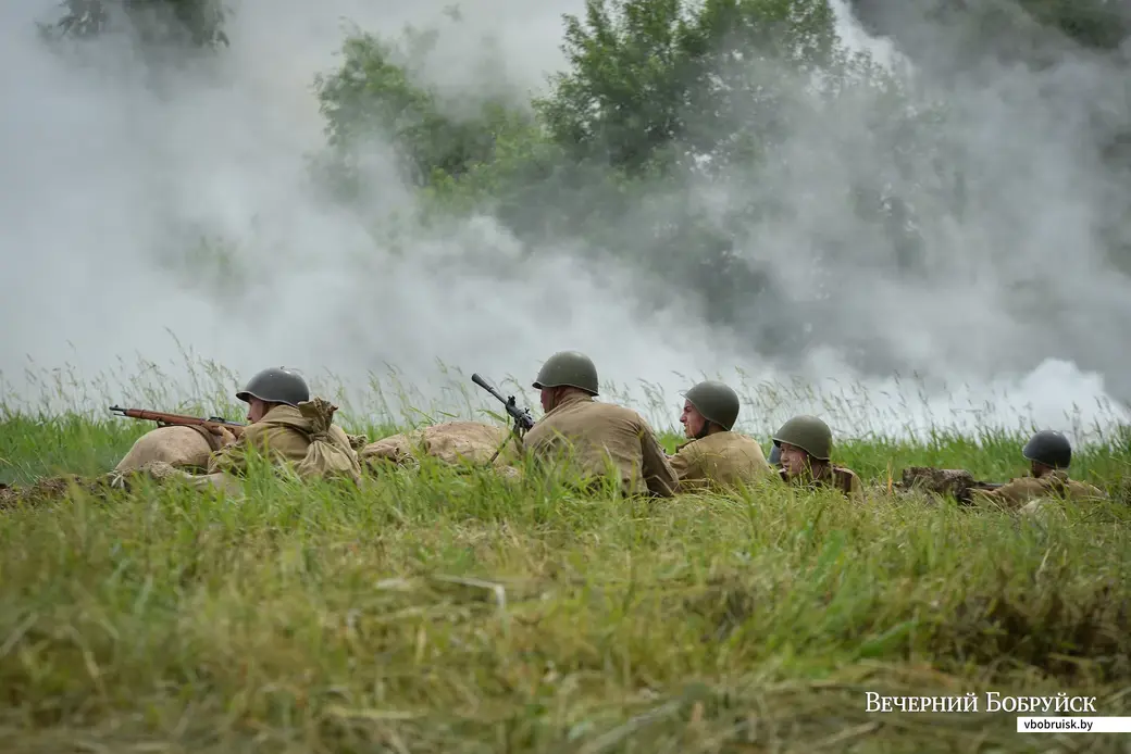 27.06.2021. Бобруйский район. Слет военно-исторических клубов «Бобруйский котел» и реконструкция захвата и удержания переправы и плацдарма на западном берегу Березины